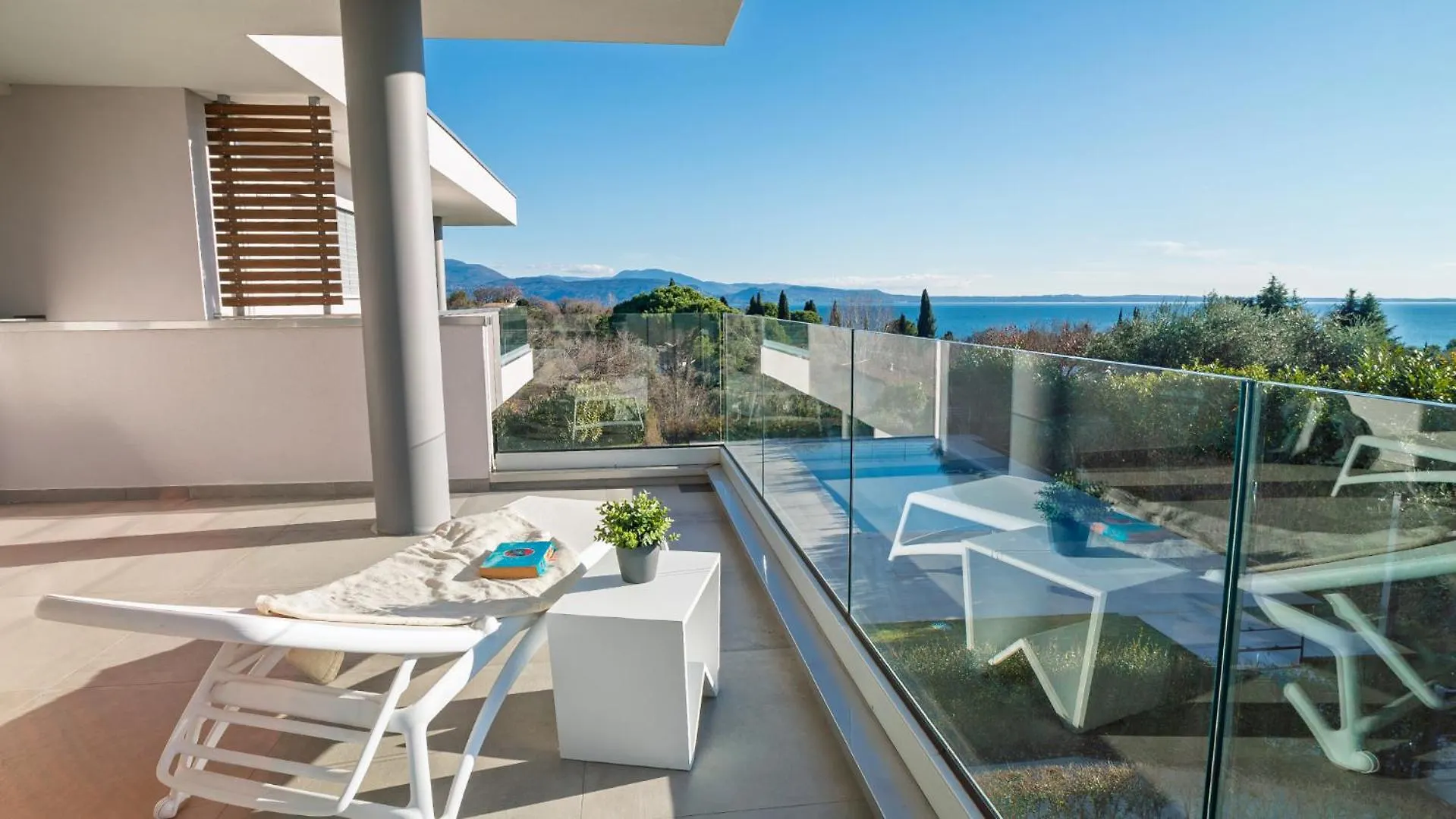 Garda Blue Luxury Apartment location