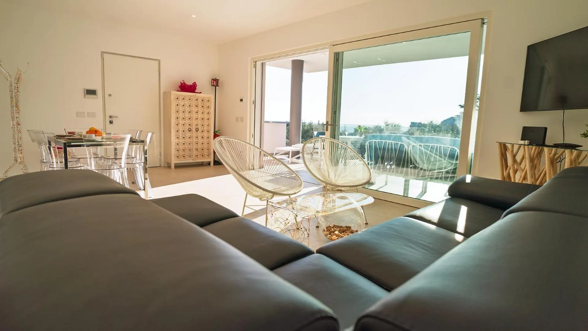 סן פליס דל בנאקו Garda Blue Luxury Apartment  סן פליס דל בנאקו